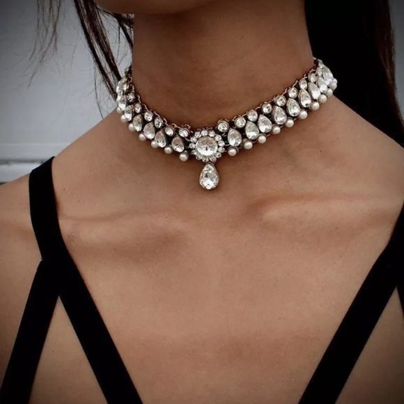 chunky choker rhinestones costume jewelry Jewelry - Chunky Sparkly Fashion Statement Choker Necklace